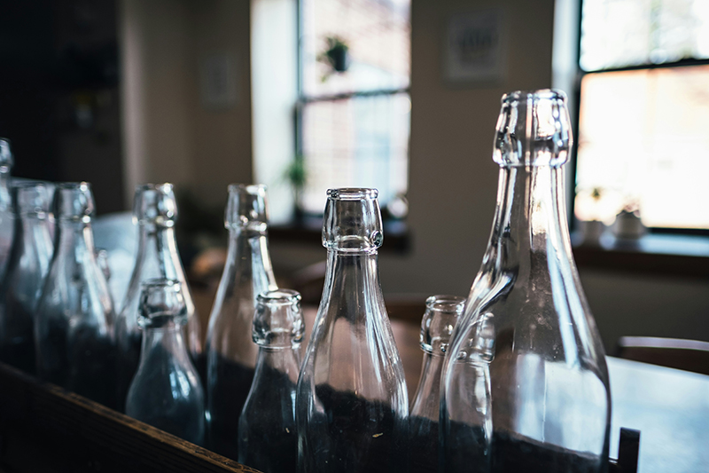 clear glass bottles 