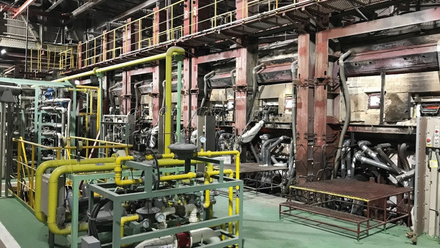 Glass melting furnace in which this demonstration test was conducted.jpg