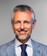 Dr. Alexander Fleischanderl headshot
